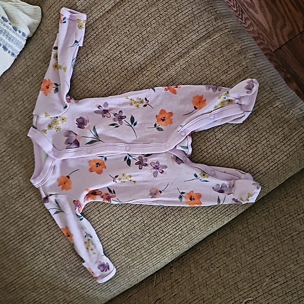 Carter's premie snap sleeper